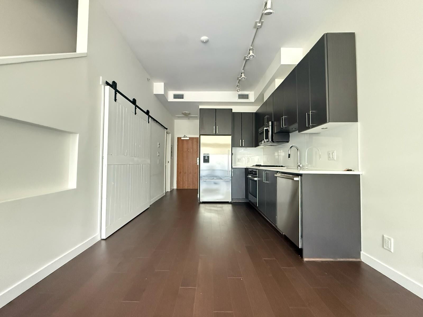 Property Photo:  W 1st Avenue 62  BC V5Y 0K4 