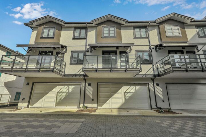 Property Photo: 806 Gauthier Avenue 102 BC V3K 1R9