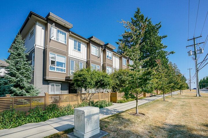 Property Photo:  5888 144 Street 129  BC V3X 0G8 