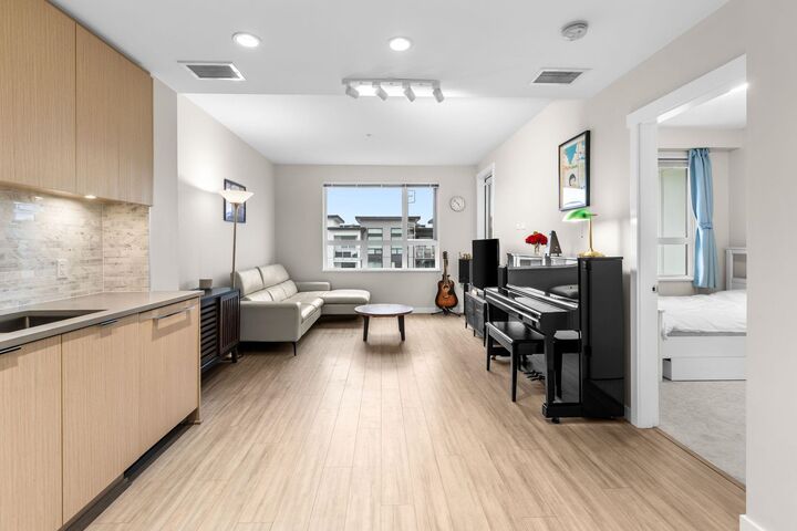 Property Photo: 9213 Odlin Road 518 BC V6X 0V5