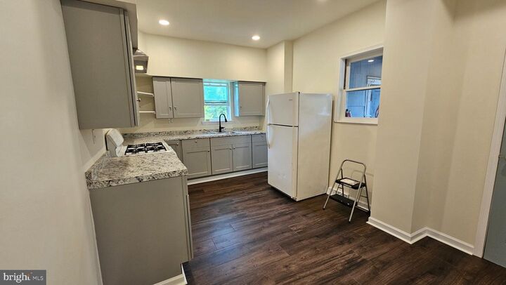Property Photo:  340 E Baumstown  PA 19508 