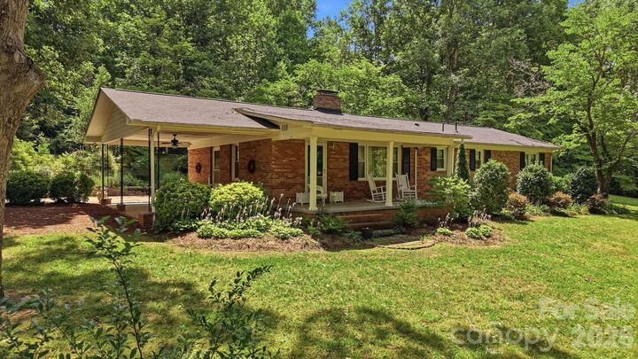 Property Photo: 129 Old River Road NC 28752