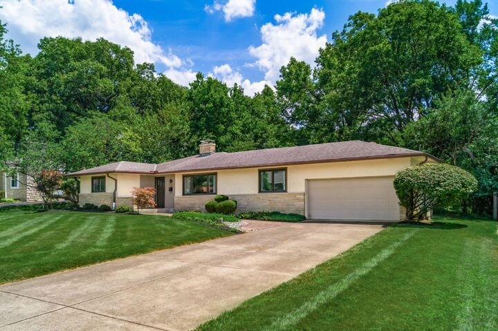 Property Photo:  181 Village Drive  OH 43214 