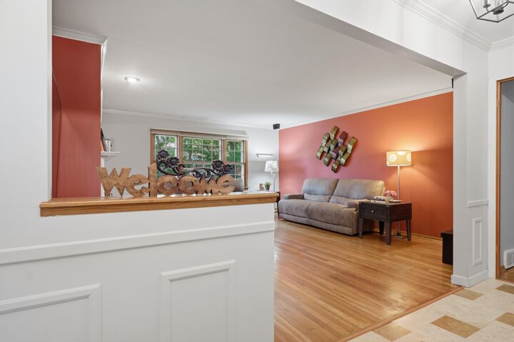 Property Photo: 5820 Stoney Creek Court OH 43235