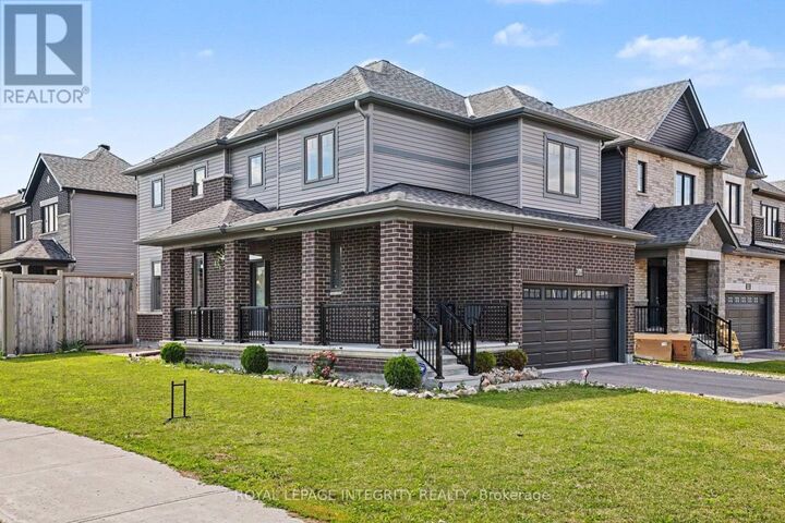 Property Photo:  301 Cloyne Crescent  ON K2J 6W3 