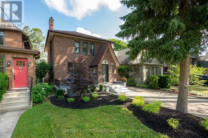 Property Photo: 398 Victoria Street ON N5Y 4A9