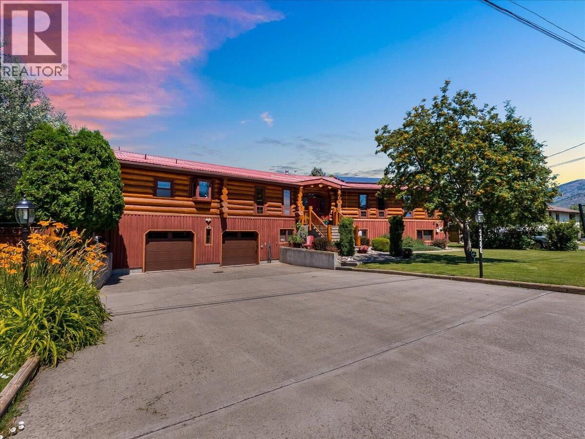 Photo de la propriété:  3486 Davy Road  BC V0H 1H2 