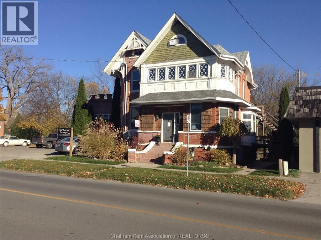 Property Photo: 154 Thames Street ON N7L 2Y8