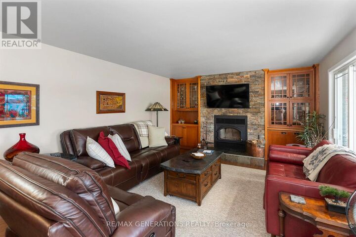 Property Photo:  664 Memory Road  ON P7L 0A3 