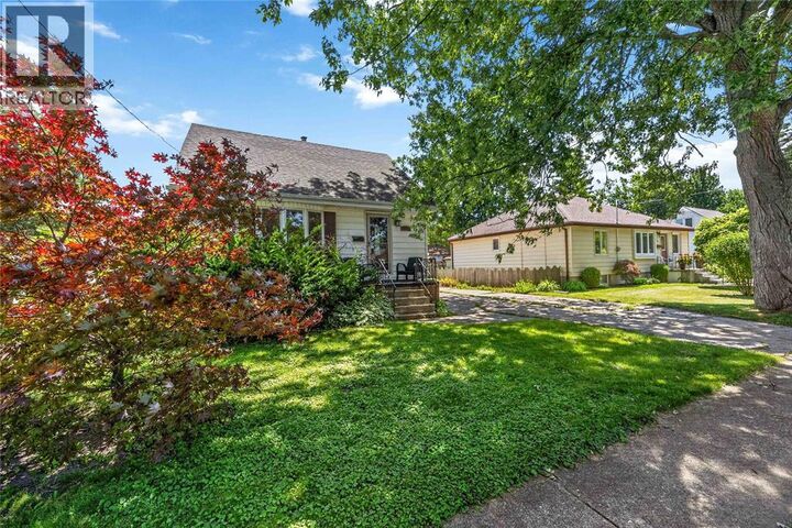 Property Photo:  582 Superior Street  ON N7T 7E6 