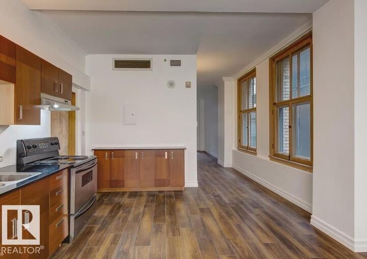 Property Photo: 10134 100 Street NW 210 AB T5J 0N8