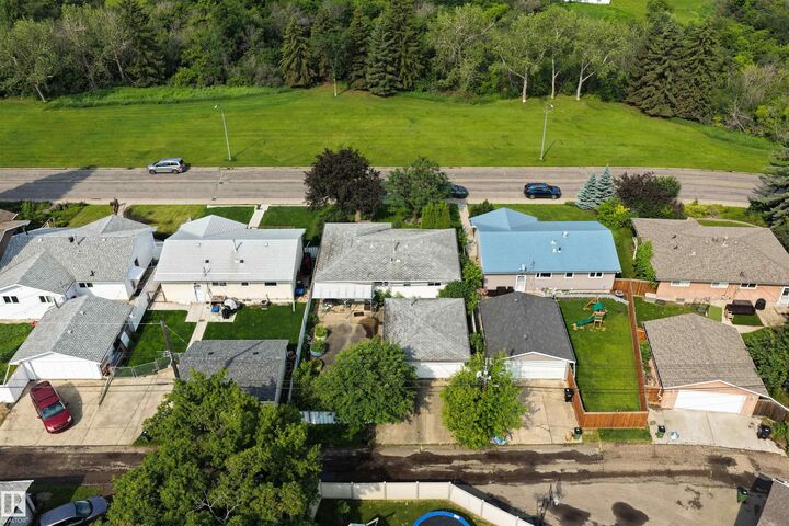 Property Photo: 10627 43 Street NW AB T6H 1V2