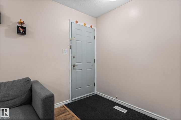 Property Photo: 359 Northgate Terrace NW AB T5E 3E3