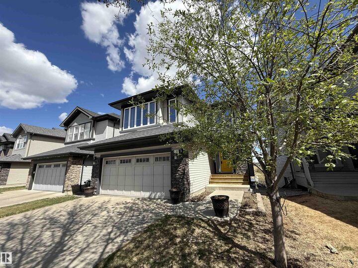 Property Photo:  1007 173 Street SW  AB T6W 1Z5 