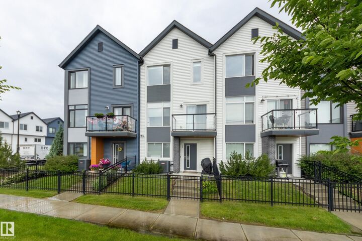 Property Photo: 1010 Rabbit Hill Road SW 75 AB T6W 1A4