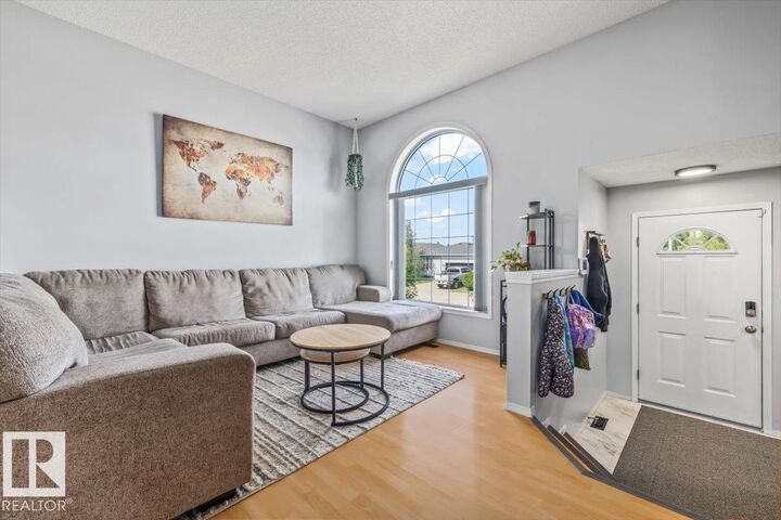 Property Photo: 9916 93 Street AB T8L 4H5