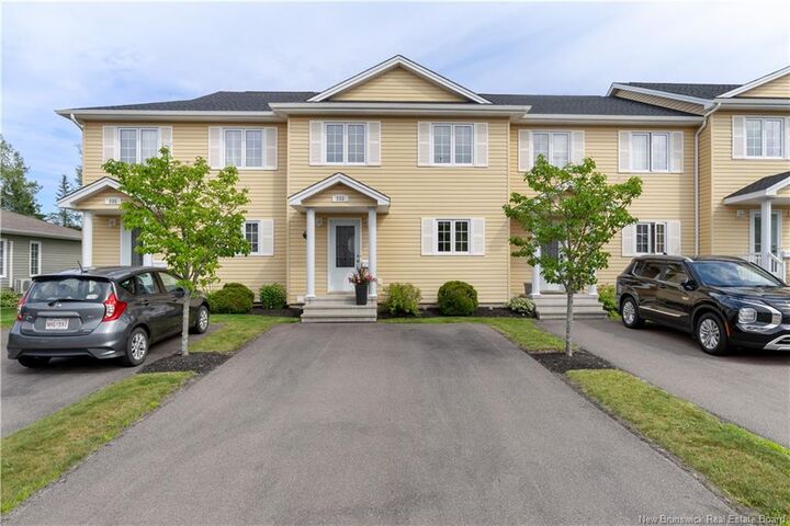 233 Damien — photo 1