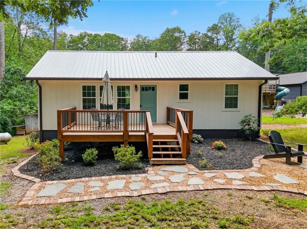 Property Photo:  299 E Price Creek Road  GA 30143 