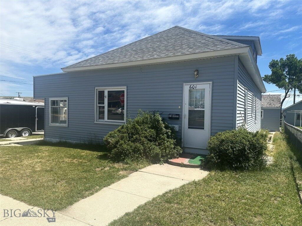 Property Photo: 601 Cherry Street MT 59711