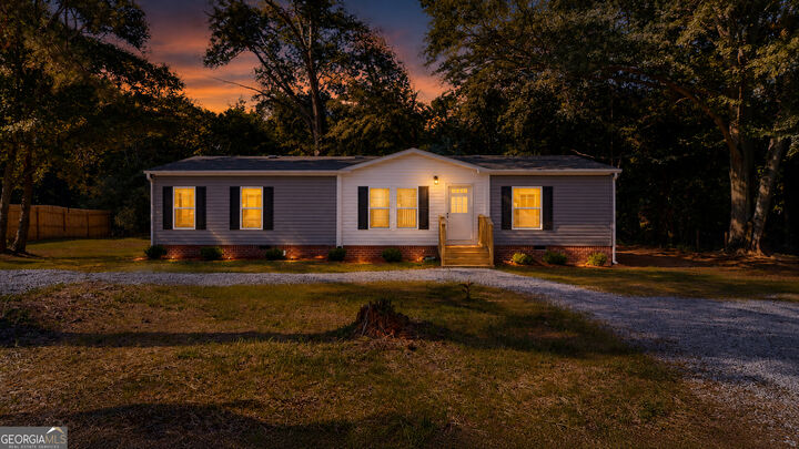 Property Photo: 69 Angel Street GA 30620