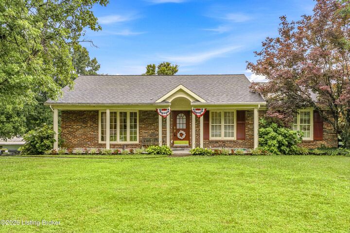 Property Photo:  574 Hinkle Ln  KY 40065 