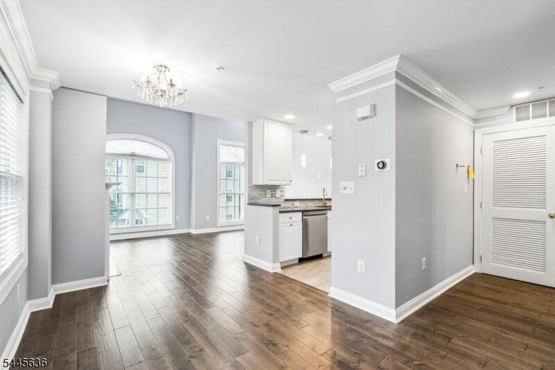 Property Photo: 811 Donato Cir NJ 07076