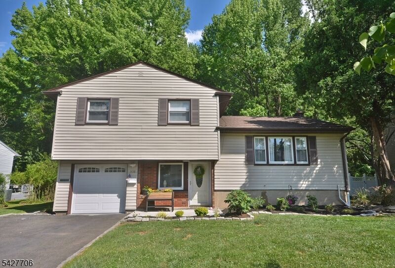 Property Photo:  1436 Coolidge St  NJ 07062 