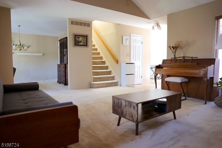 Property Photo:  45 Aspen Dr Ondo  NJ 07920 