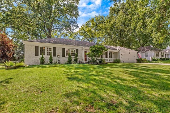 Property Photo:  9416 Wenonga Road  KS 66206 