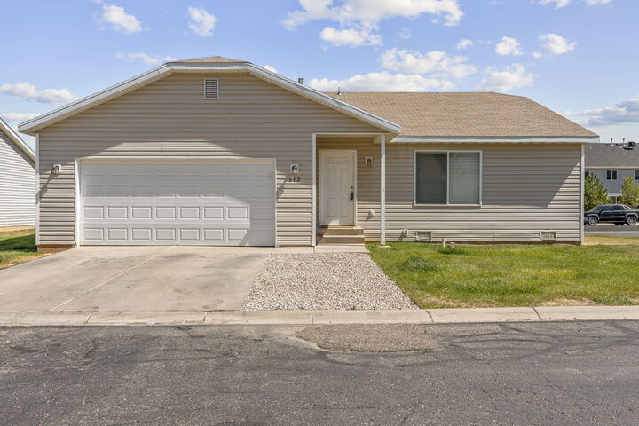 Property Photo: 612 W 1300 N UT 84721