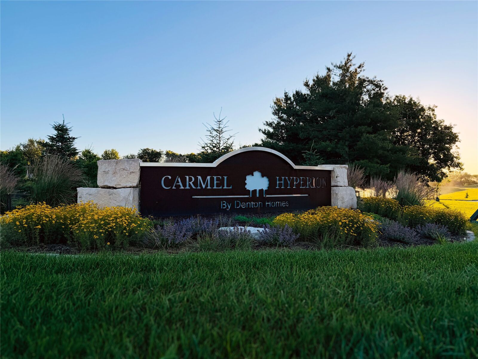 Property Photo:  7562 Bendelow Court  IA 50131 