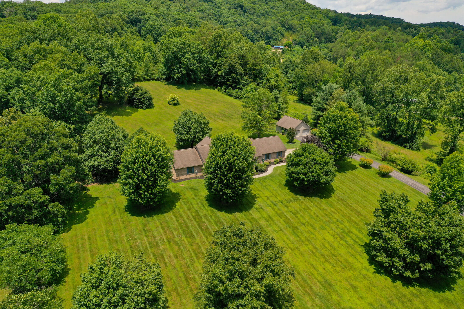 Property Photo:  1165 Conley Road  KY 40744 