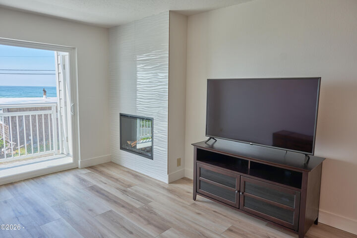 Property Photo:  1415 NW 31st Place 159  OR 97367 