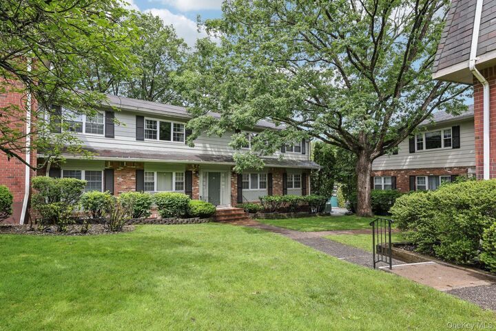 Property Photo:  74 Bon Aire Circle Q12  NY 10901 