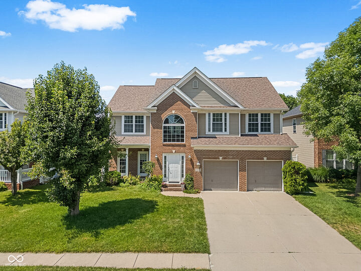 Property Photo: 2448 Wyndham Place S IN 47203