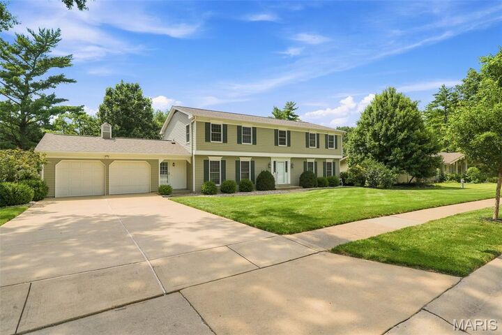 Property Photo: 1567 Yarmouth Point Drive MO 63017
