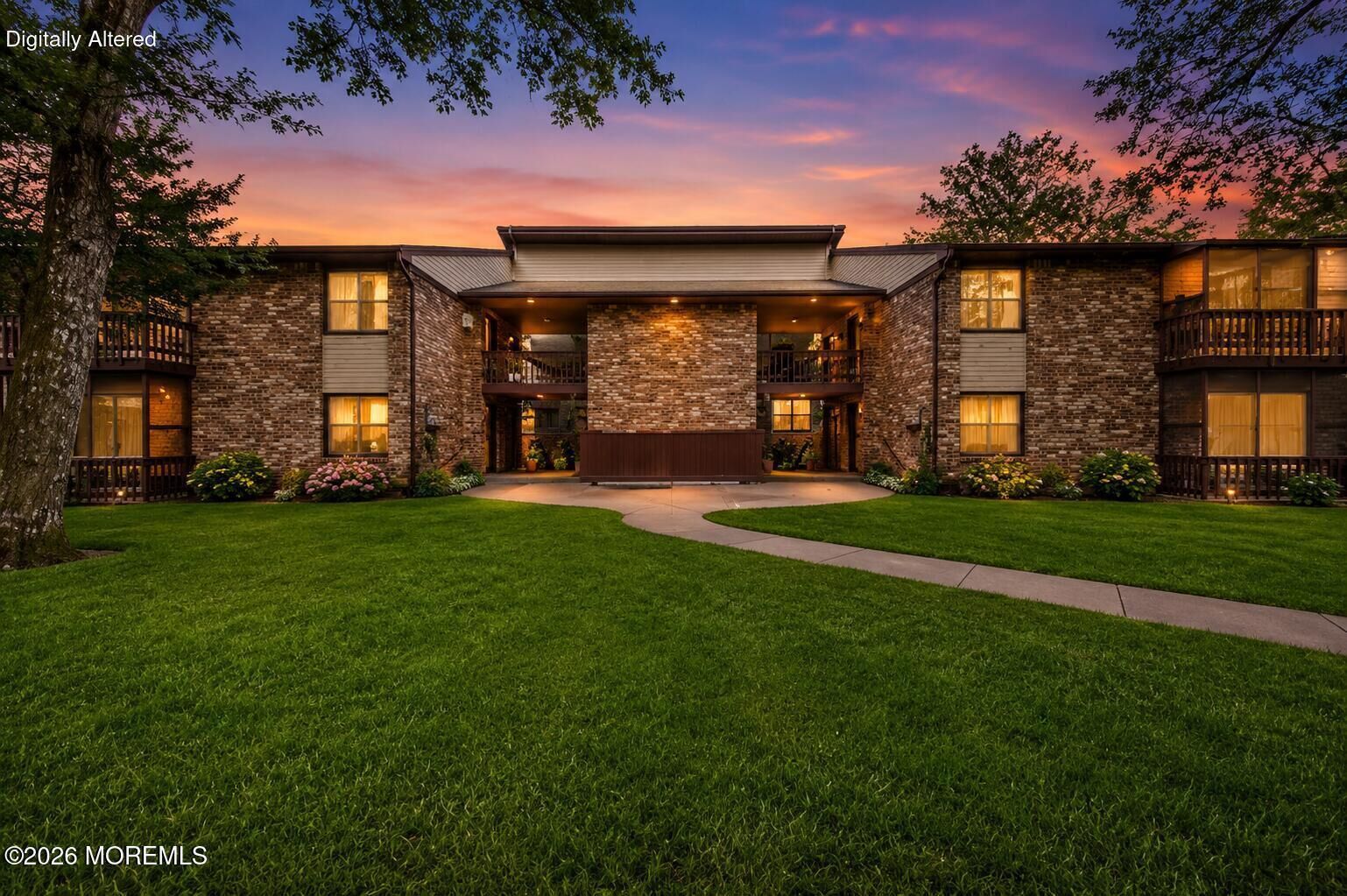 Property Photo:  