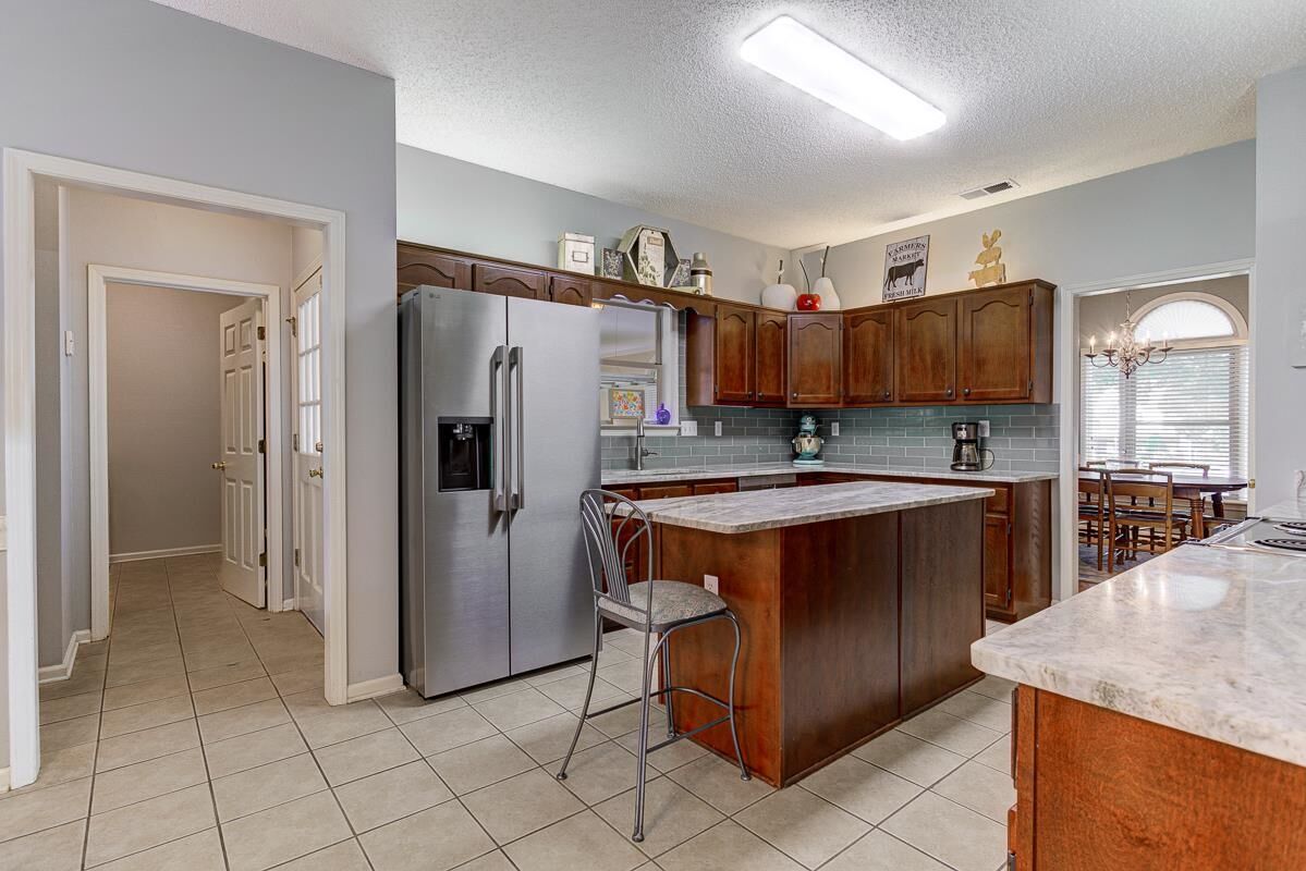 Property Photo: 3390 Pembroke Ellis Cv TN 38133