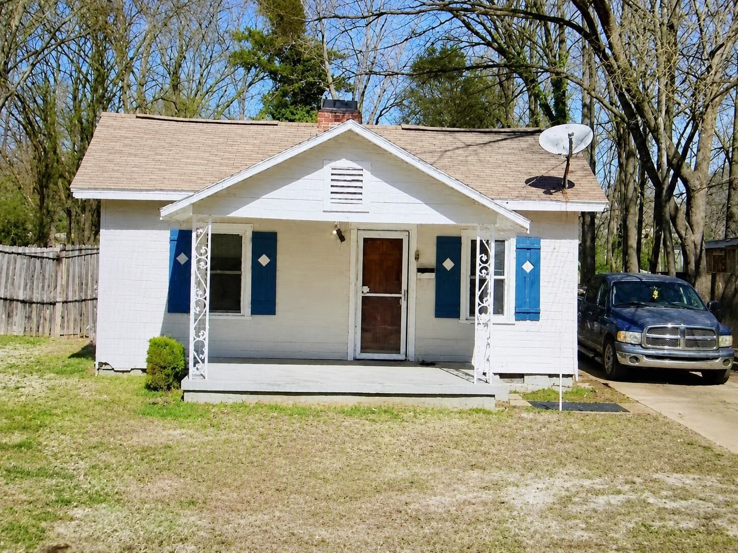 Property Photo: 3364 Powell Ave TN 38122