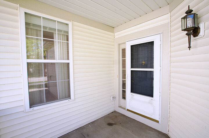 Property Photo: 2241 Carillon Drive IL 60030