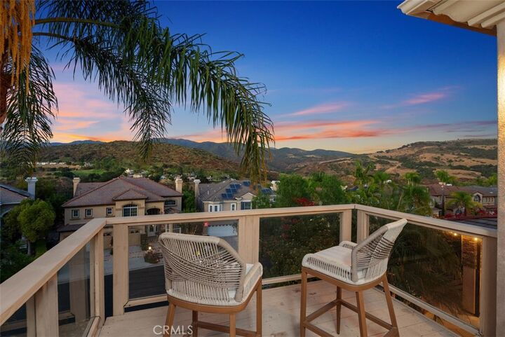 Property Photo: 10 Thorn Oak CA 92679