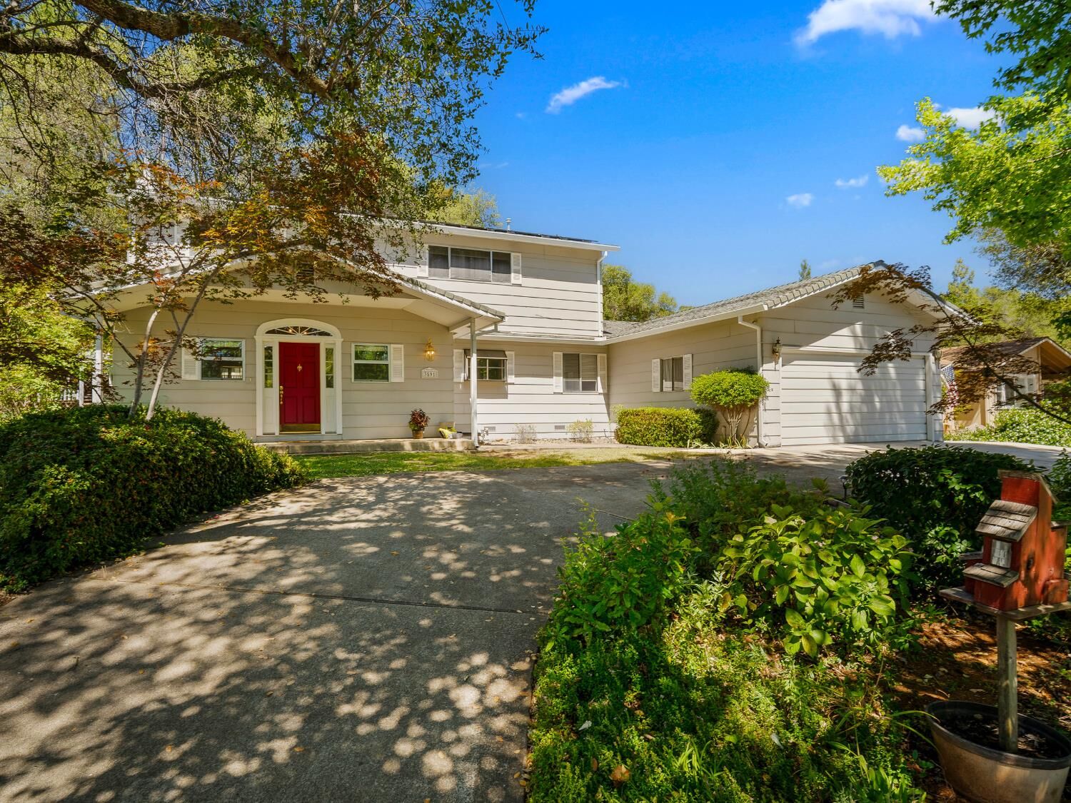 Property Photo: 3591 Fairway Drive CA 95682