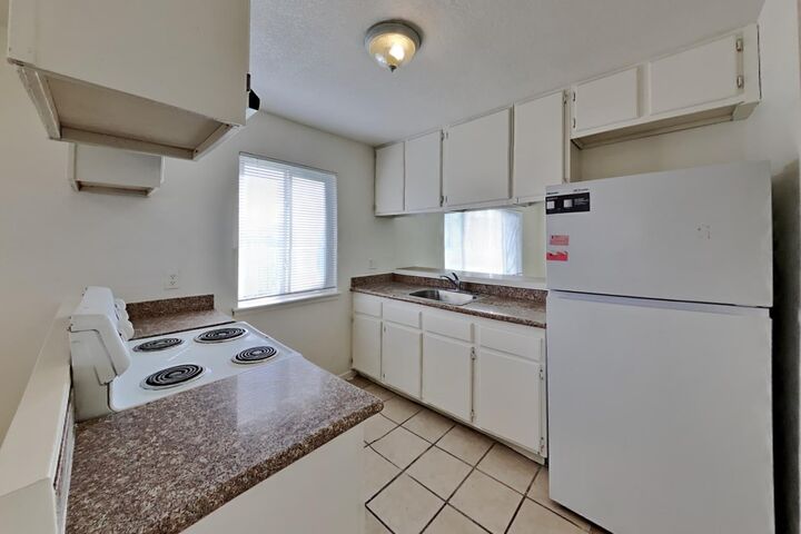 Property Photo: 5644 Odea Drive CA 95824