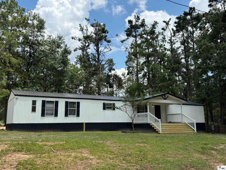Property Photo:  112 Piercy Lane  LA 71291 