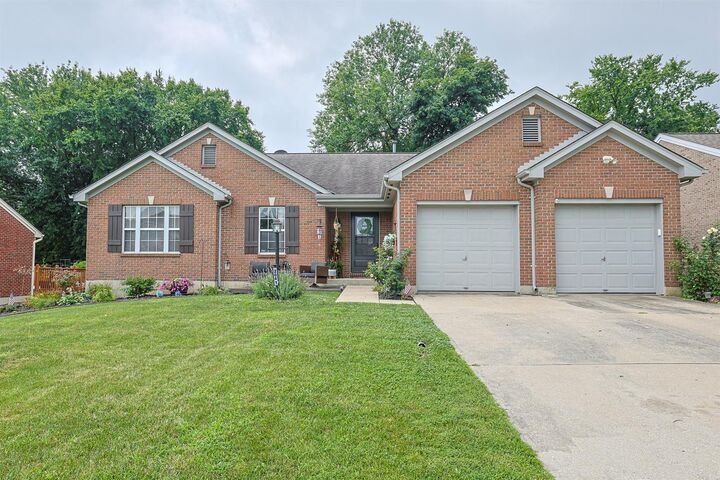 Property Photo:  2041 Flintwood Court  KY 41051 