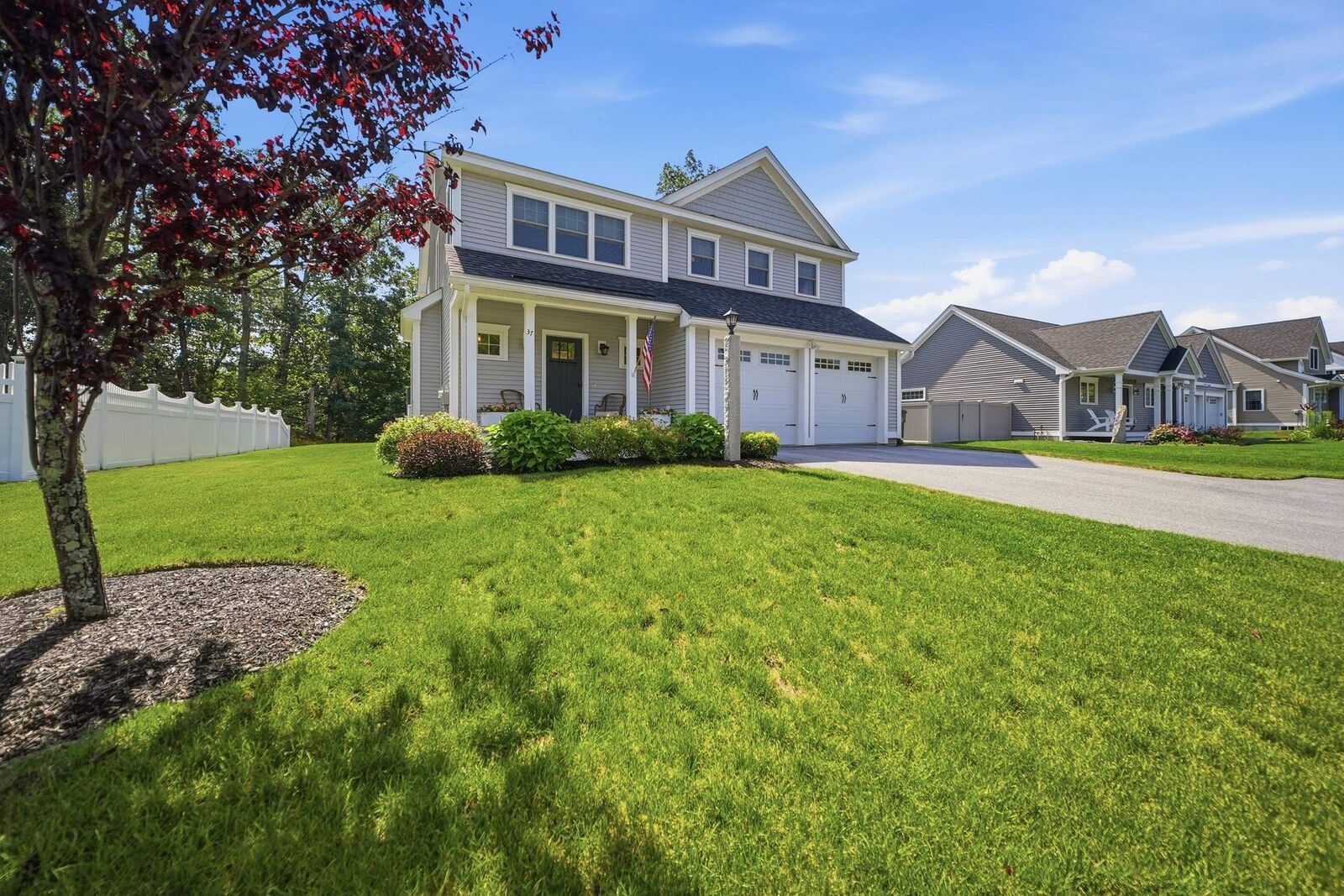 Property Photo: 37 Clover Lane NH 03053
