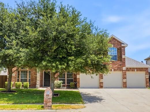 Property Photo:  5034 W Fall Drive  TX 76065 