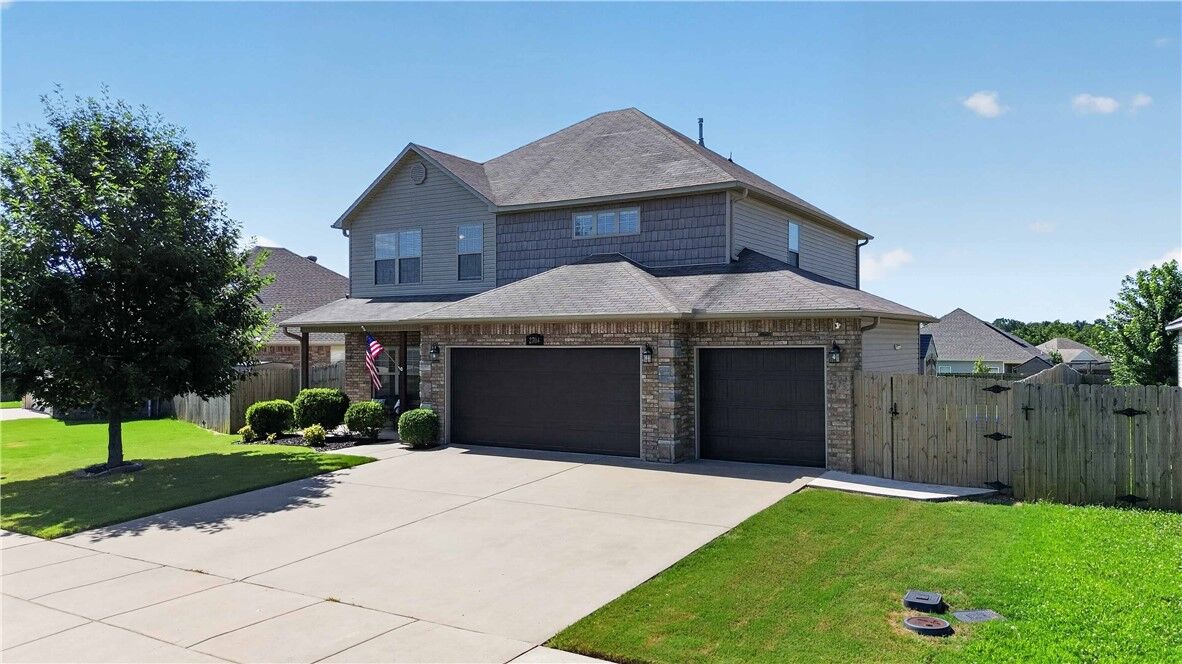 Property Photo:  2704 Whispering Woods Court  AR 72745 