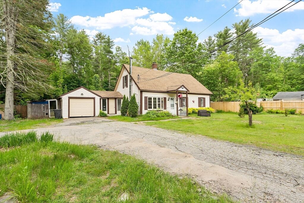 Property Photo:  10 Worcester Rd  MA 01469 