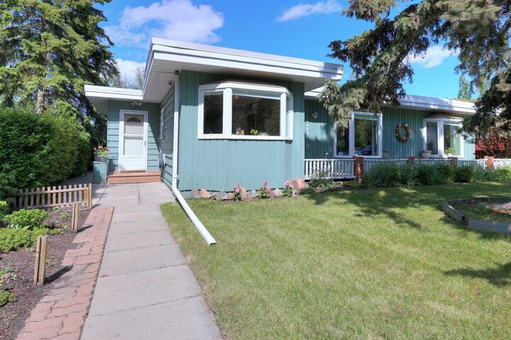 Property Photo: 8908 33 Avenue NW AB T3B 1M6